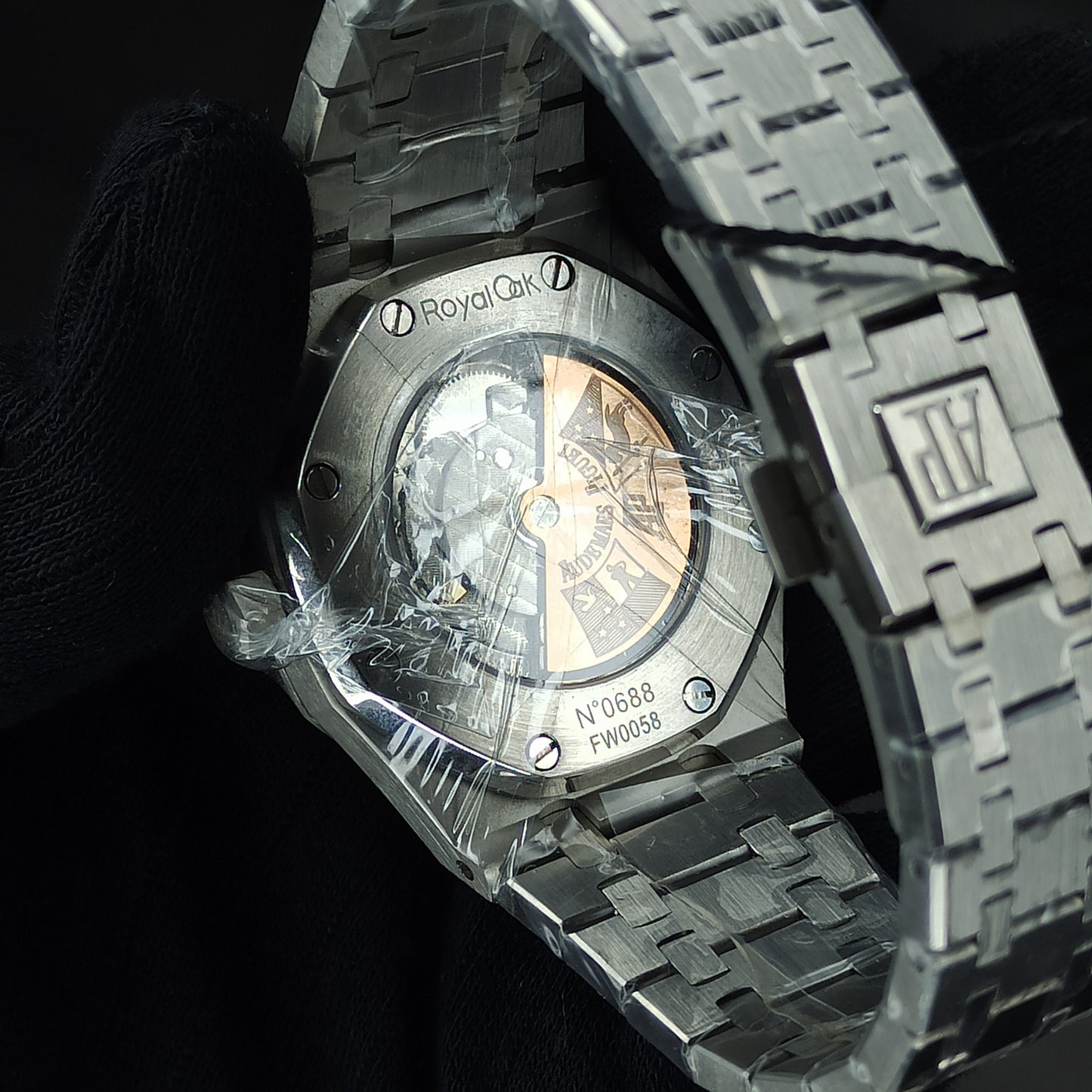 AP Auto | White Texture Dial