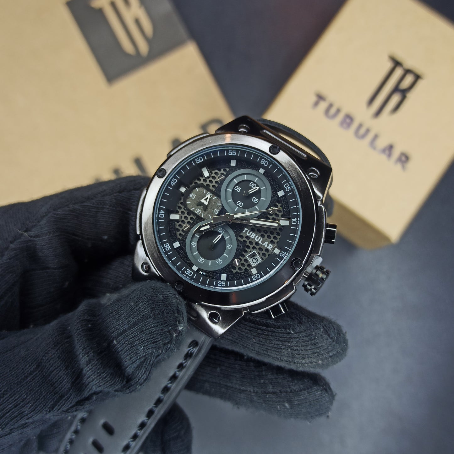 Tubular Chronograph Watch For Men's