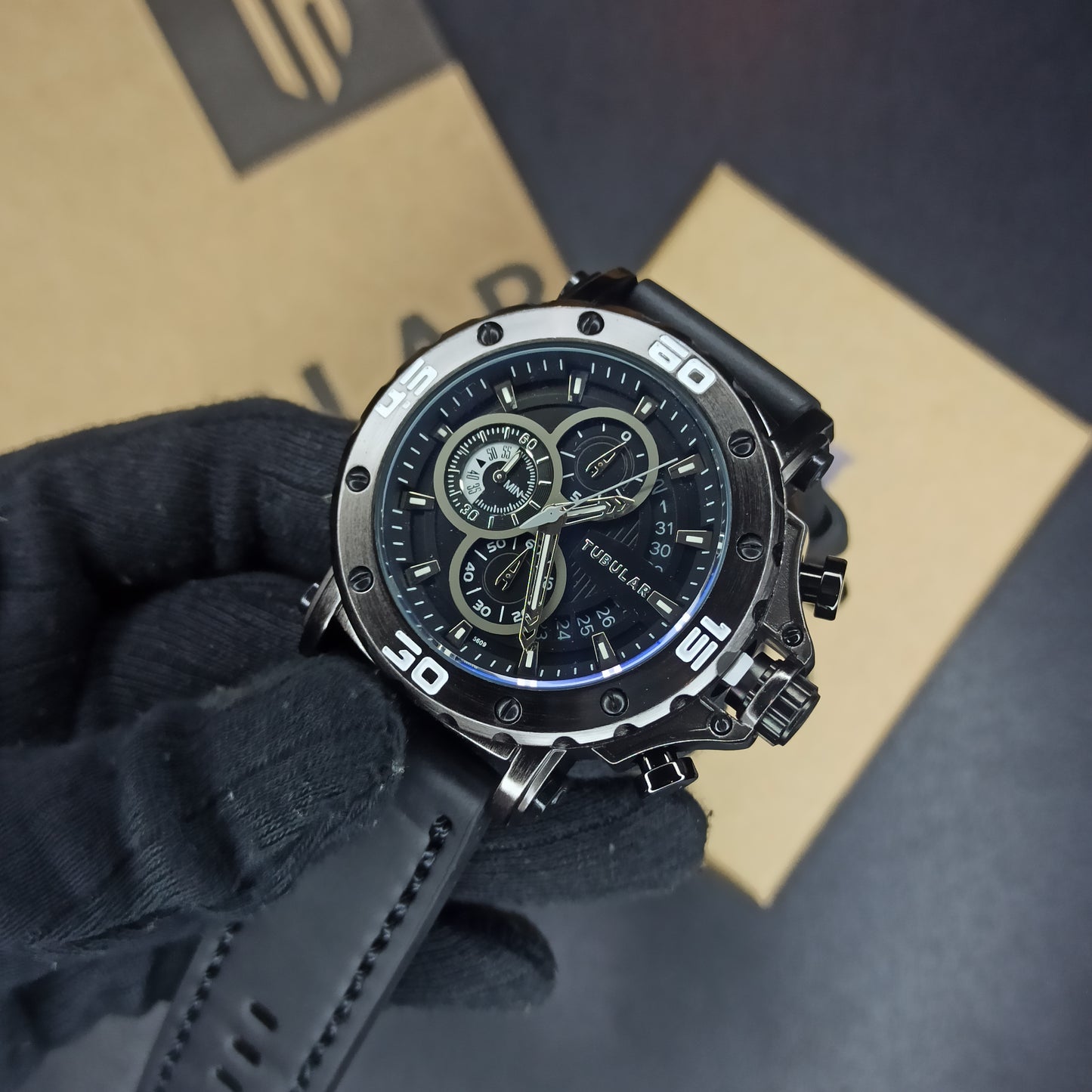 Tubular Chrono Watch For Men's