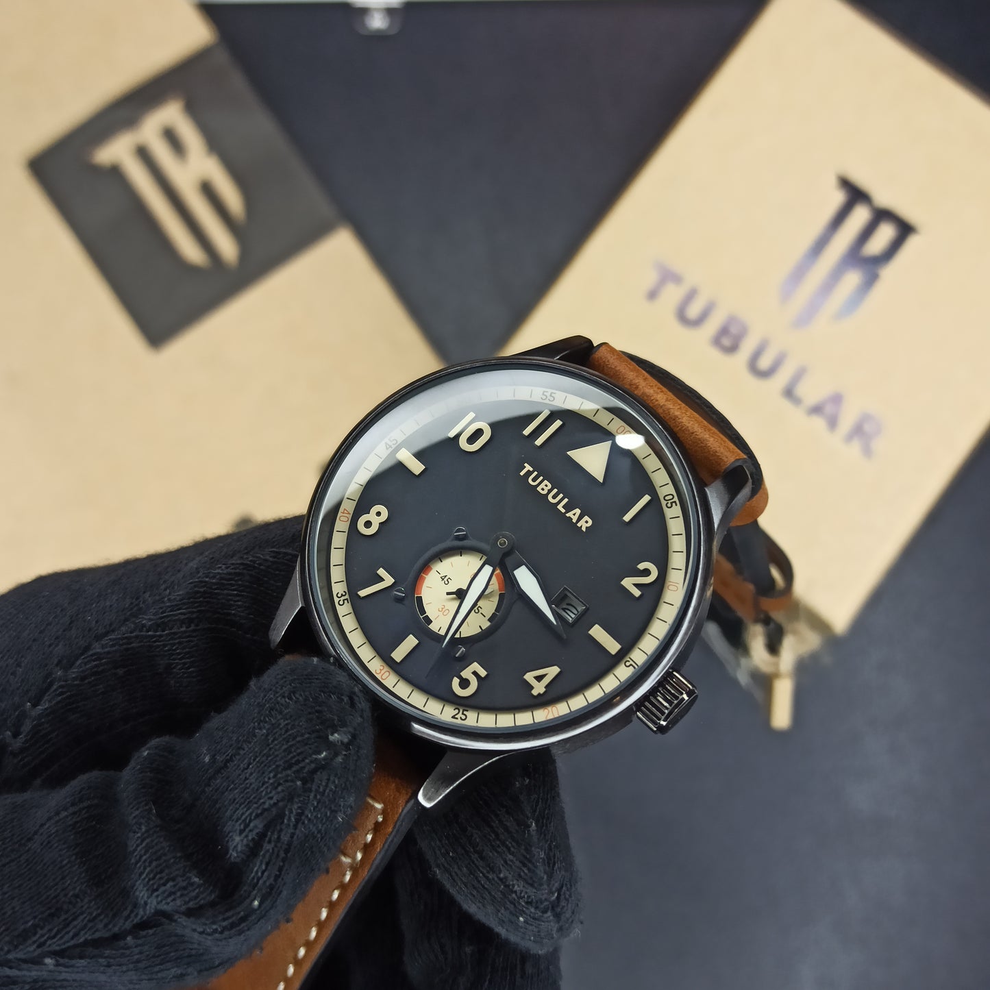 Tubular Watch For Men's | Downsecond