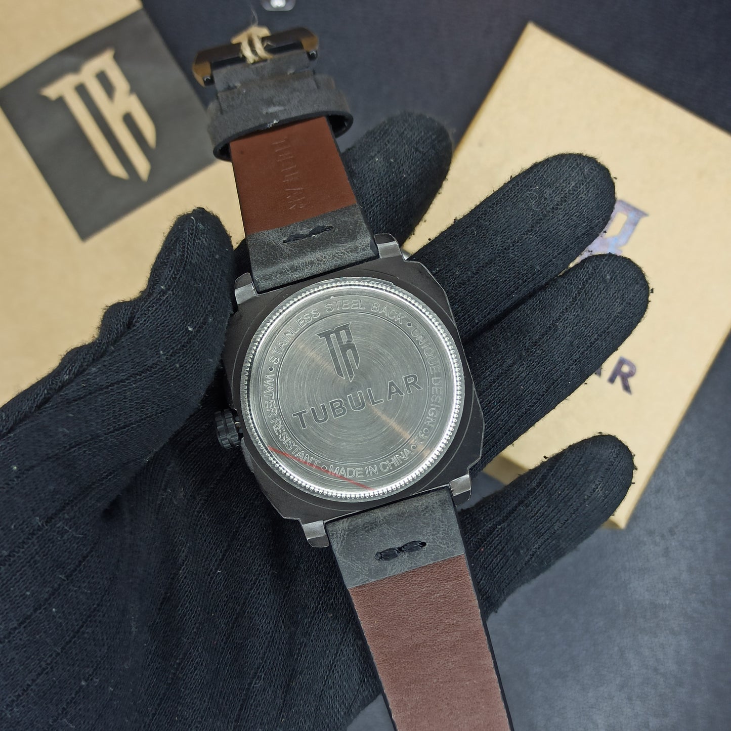 Tubular Square Dial Watch For Men's | Downsecond