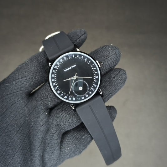 Universe Point Watch | Black Rubber Strap | Magnetic Lock